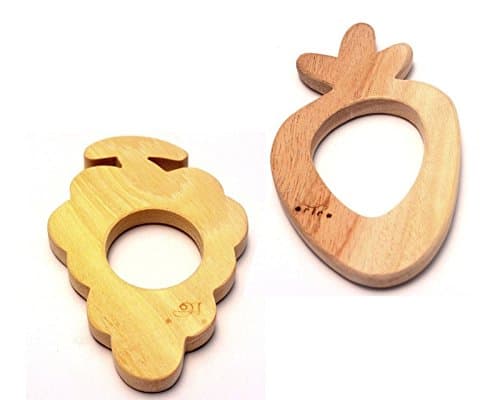 Ariro Neem wood teethers (grape and carrot)