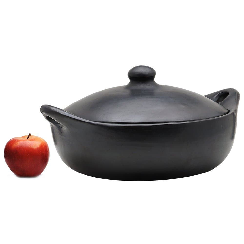 Black Clay Flat Cooking Pot With Lid Medium (3 Quarts) - Handmade in La-Chamba, Colombia, Rustic, 100 Percent Biodegradable, Toxin Free, Organic for Home or Restaurant - Chefs Choice -