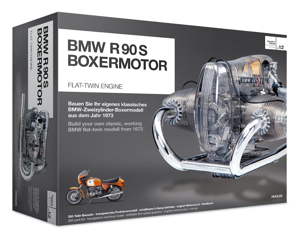 BMW R/90-S Flat Twin Engine Model Kit with Collector's Manual