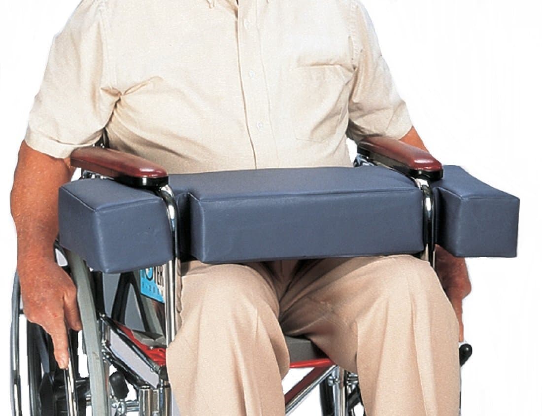 Hugger Lap Cush Fits 16-18 In