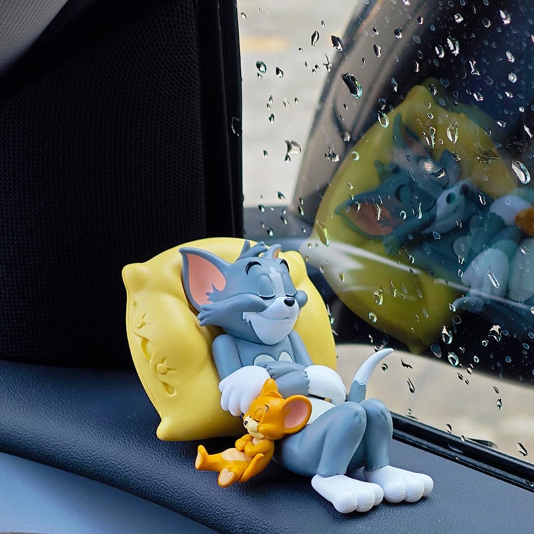 Tom & Jerry Cute Car Interior Accessory, Ceramic, 7L x 5W x 3 Centimeters, Grey