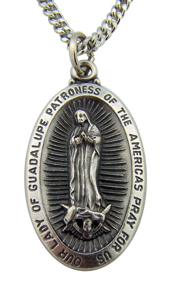 CB The Heritage Collection Silver Tone Pendant