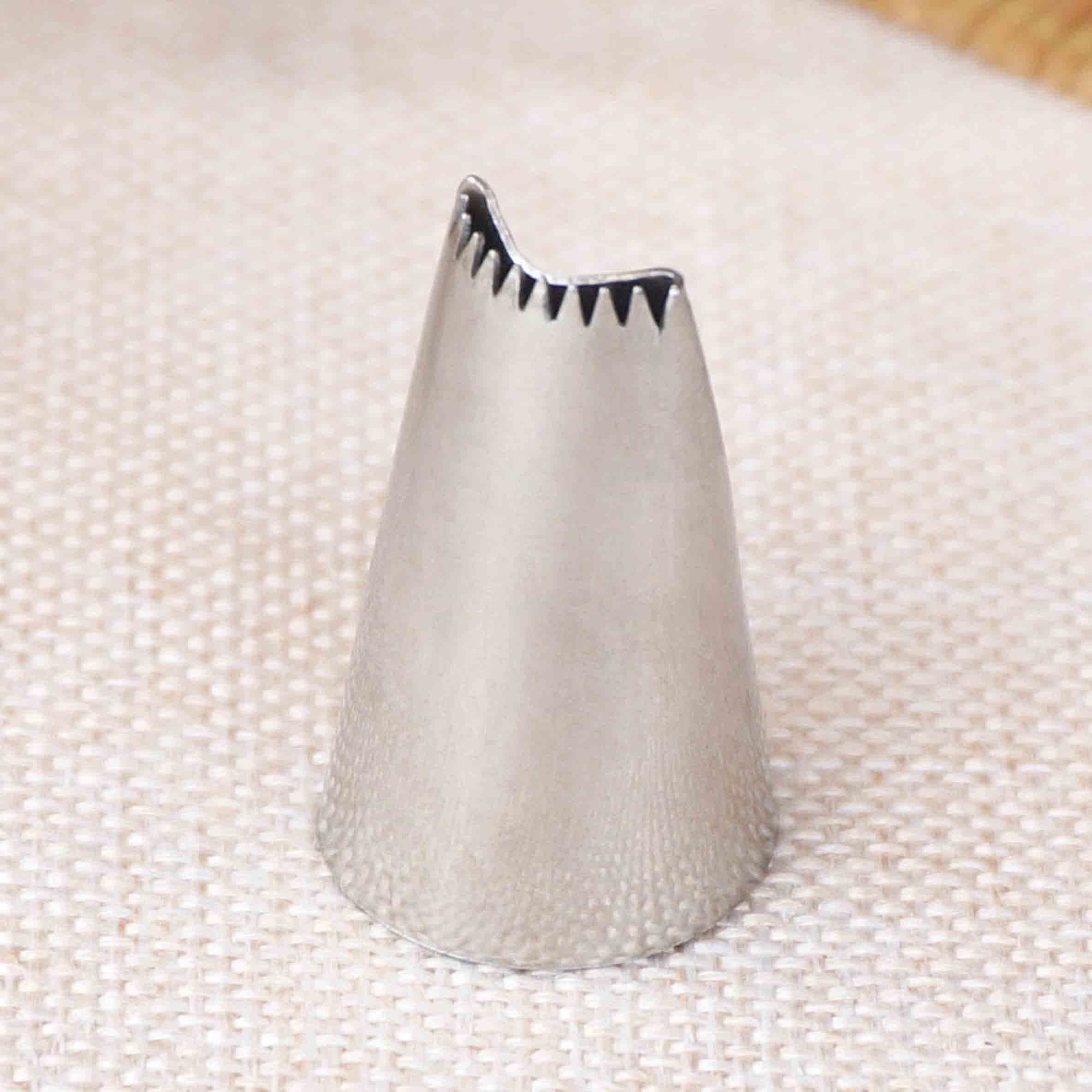 AE-RPO - #98 Small Size Icing Tips Piping Nozzle Cake Cream Decoration Tip Staniless Steel Tools Bakeware Create Lotus Flower Petals