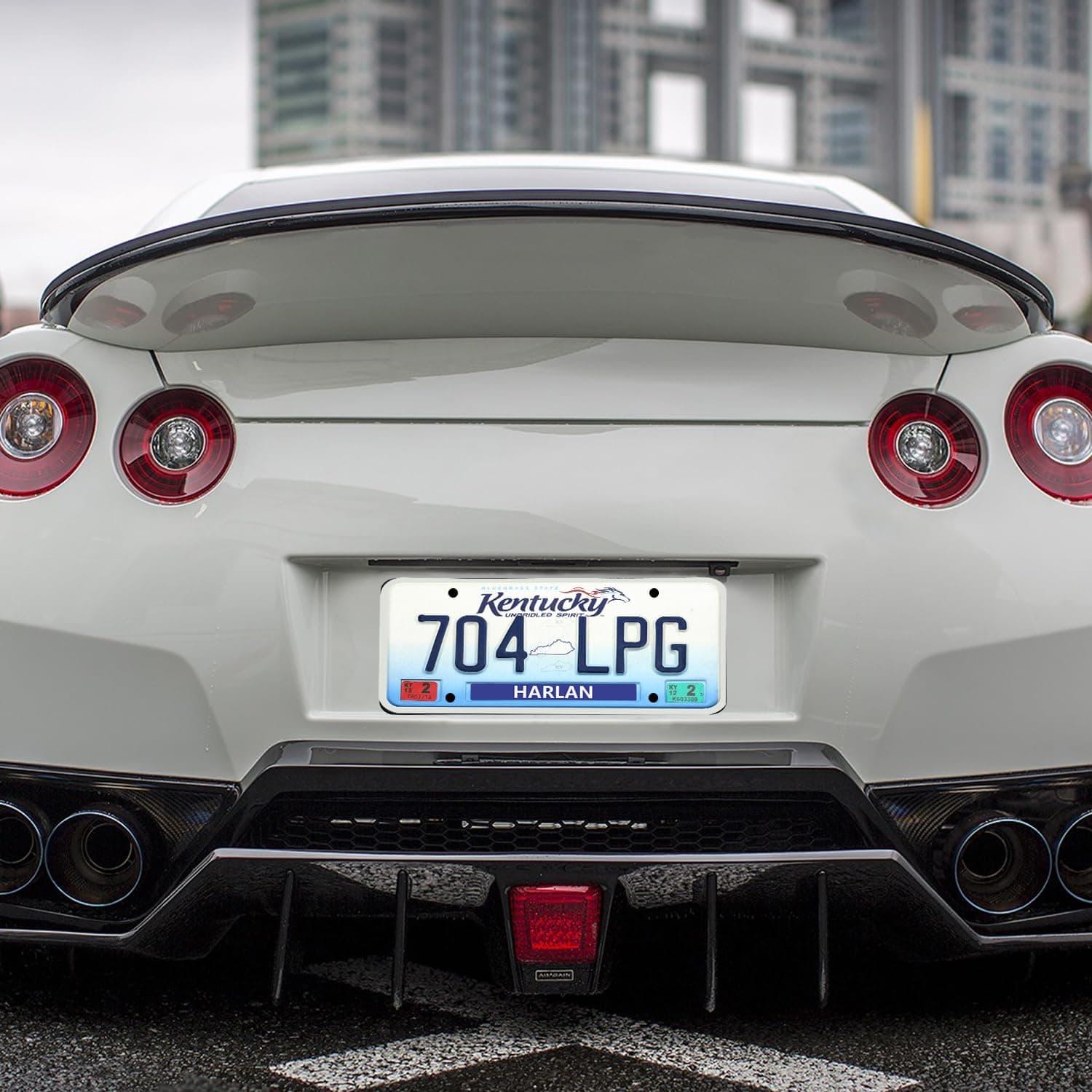 Hikig License Plate Bracket, Front License Plate Mounting Bracket Holder, Universal Bumper Car Tag Frame Mount Adapter with Screws for Vehicles, Car, Truck, Van, SUV, Pickup, Bus, Trailer - Black