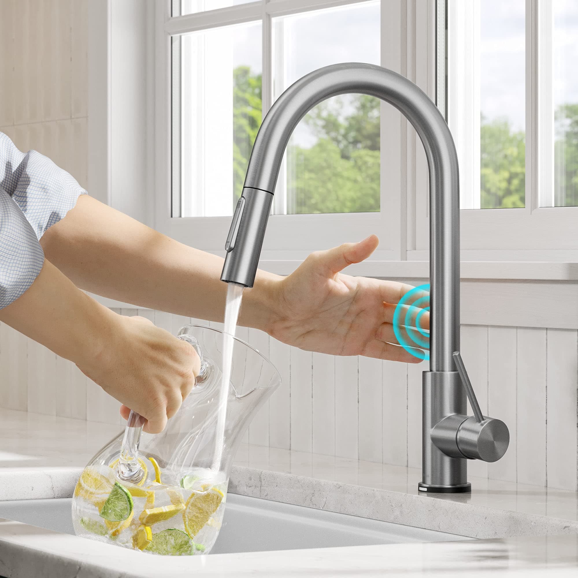 Oletto Contemporary Single-Handle Touch Kitchen Sink Faucet with Pull Down Sprayer in Spot Free Stainless Steel, KTF-3104SFS