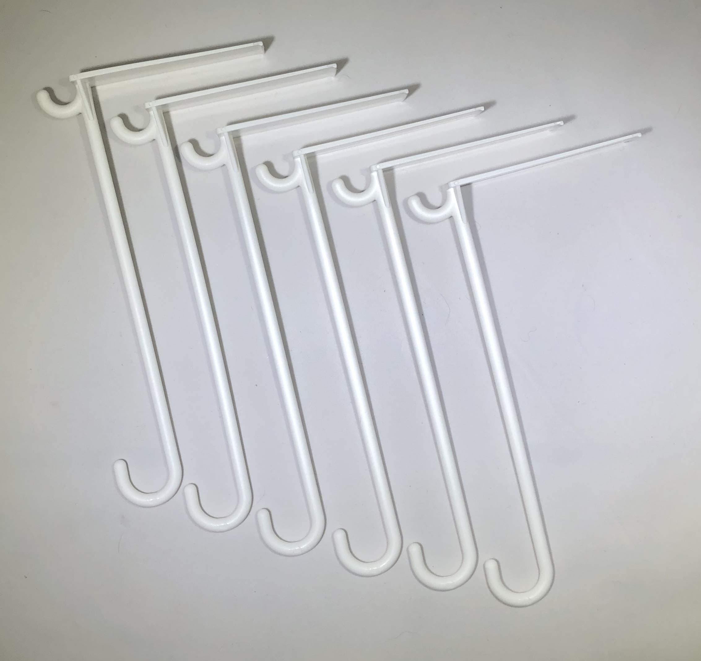 Flat 3”x 8” Plastic Alumahooks White (6 Pack) Made in USA. Made of Durable Plastic for Light Weight Hanging up to 5 lbs. Designed for Solid Insulated and Non-Insulated Covers.