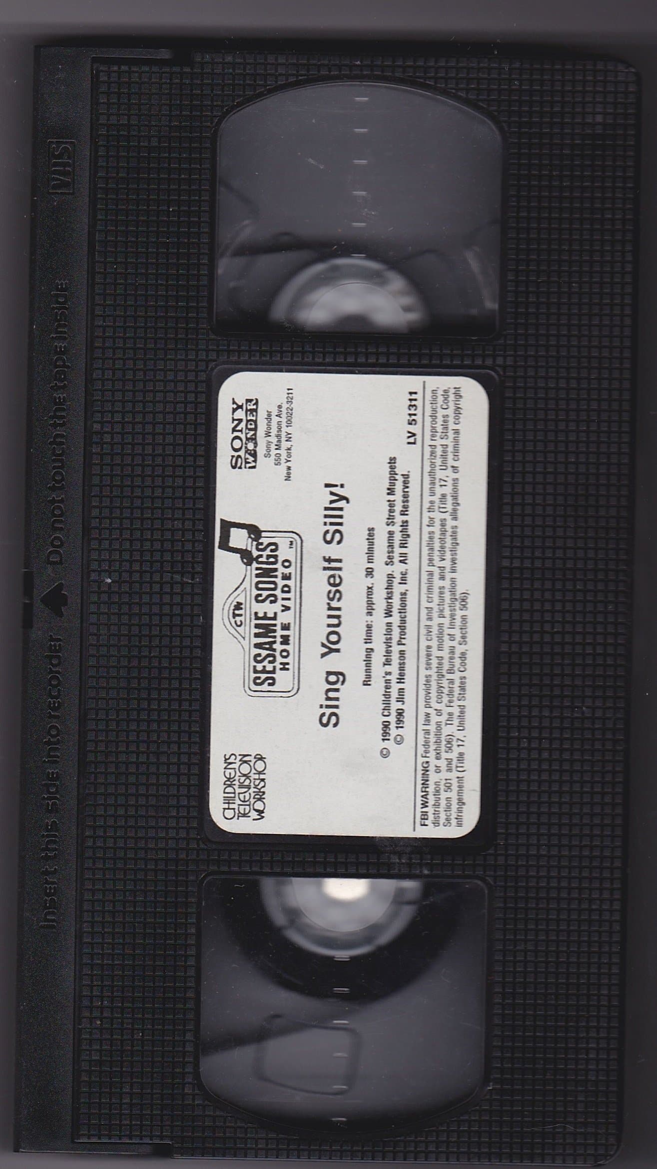 Sesame Street: Sing Yourself Silly! [VHS]