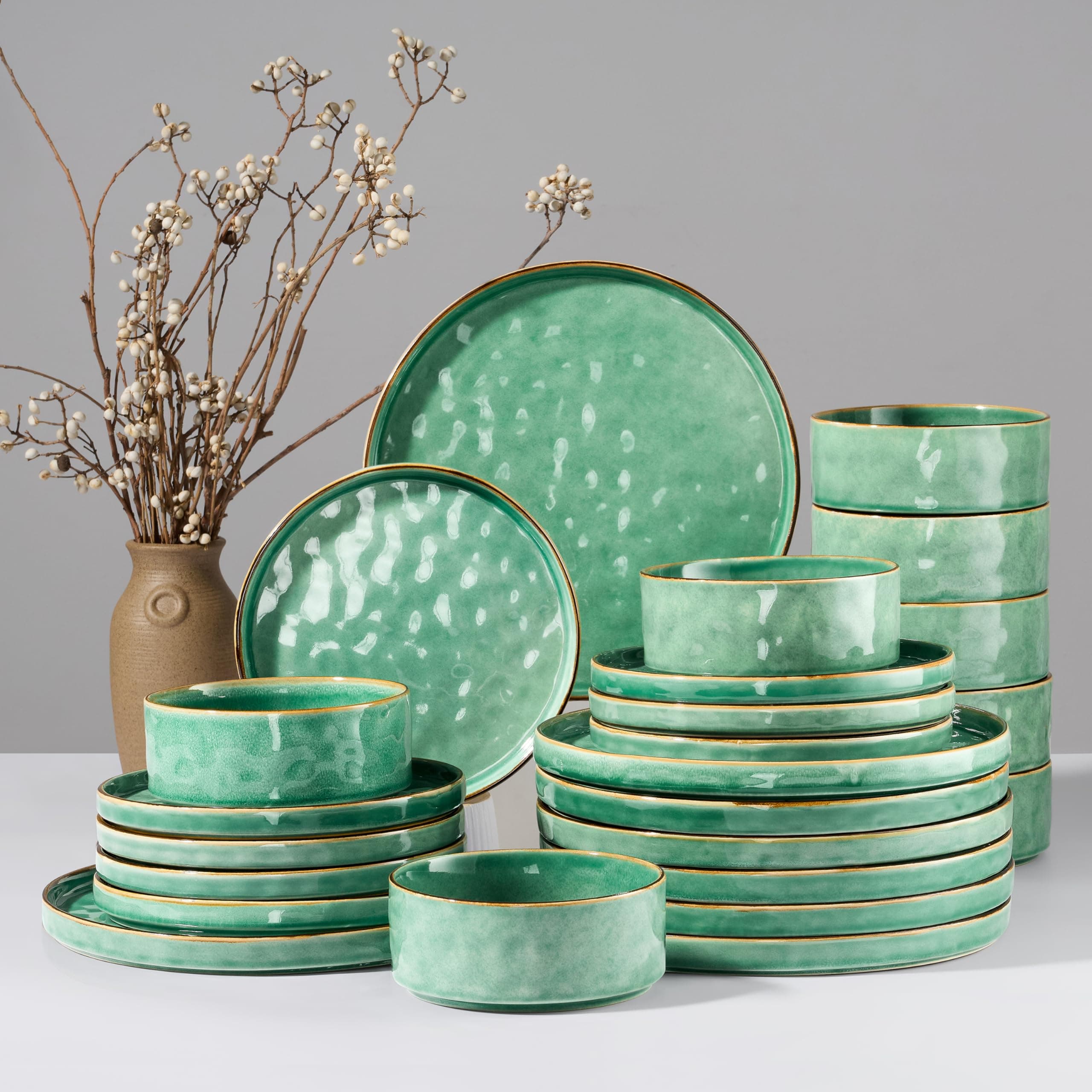 HaWare Dinnerware Sets, 24-Piece Plates and Bowls Set, Stoneware Dish Set for 8, Ceramic Dinnerware for Home Restaurant, Chip and Scratch Resistant, Microwave and Dishwasher Safe, Reactive Green