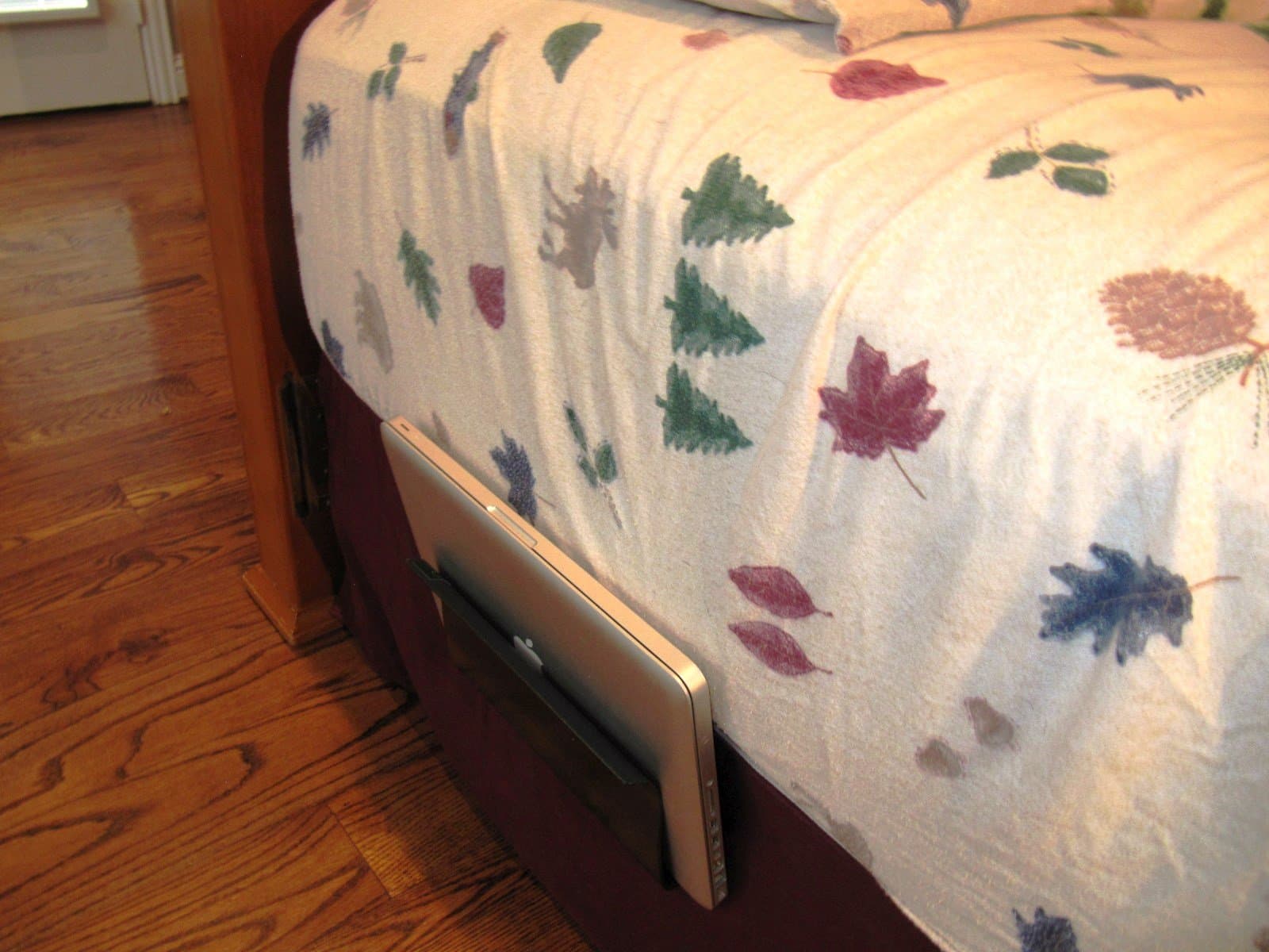 Qpock Bpock10 10" (Box Spring/Mattress Model) Bedside Storage Pocket for Tablets, Laptops, Books, Magazines and More Caddy (Black Metallic)