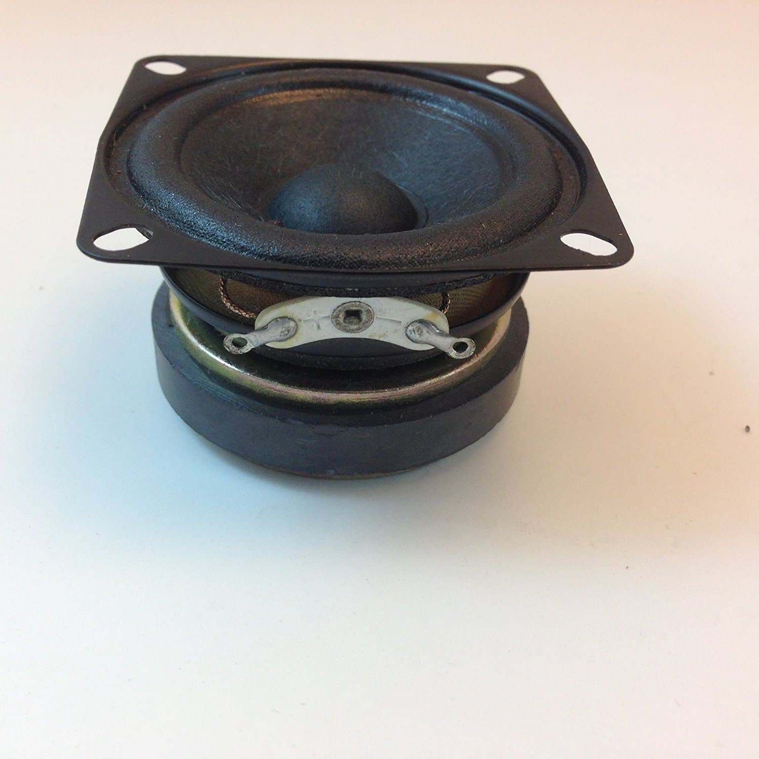 2" Round Replacement Speaker 2 WATT @ 4 OHMS Paper Cone Treated Cloth Edge (Single)