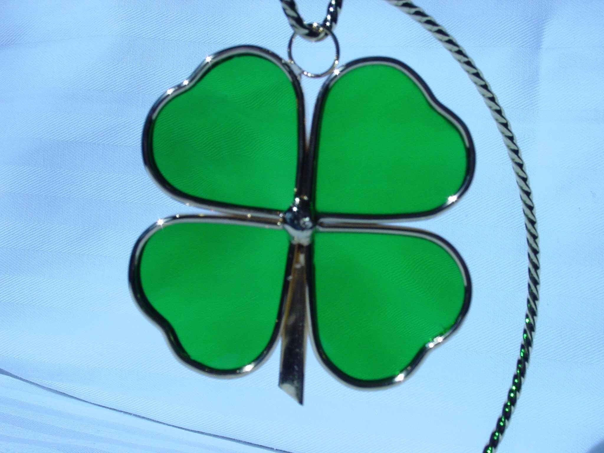 4 Leaf Clover Sun Catcher (Stand Not Included)