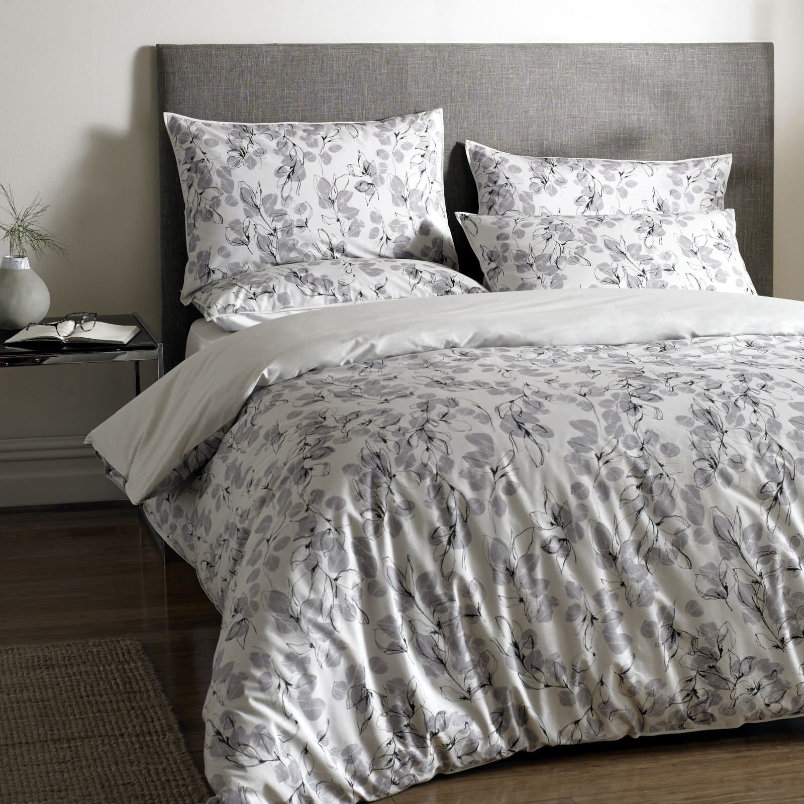 JIGSAW Linear Leaf Double Duvet Cover-Silver, Cotton