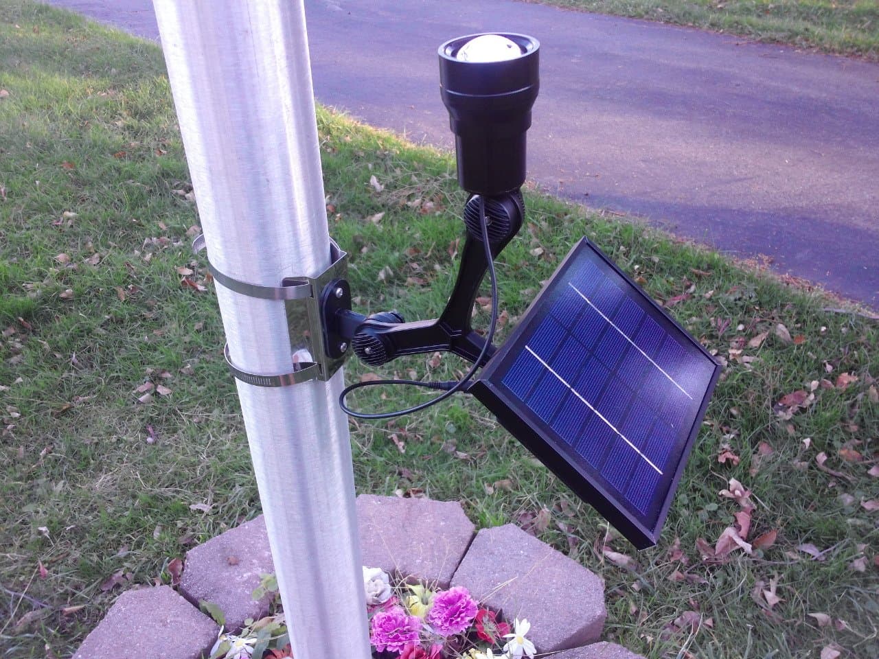 Commercial Solar Flagpole Light CREE Fixed Head