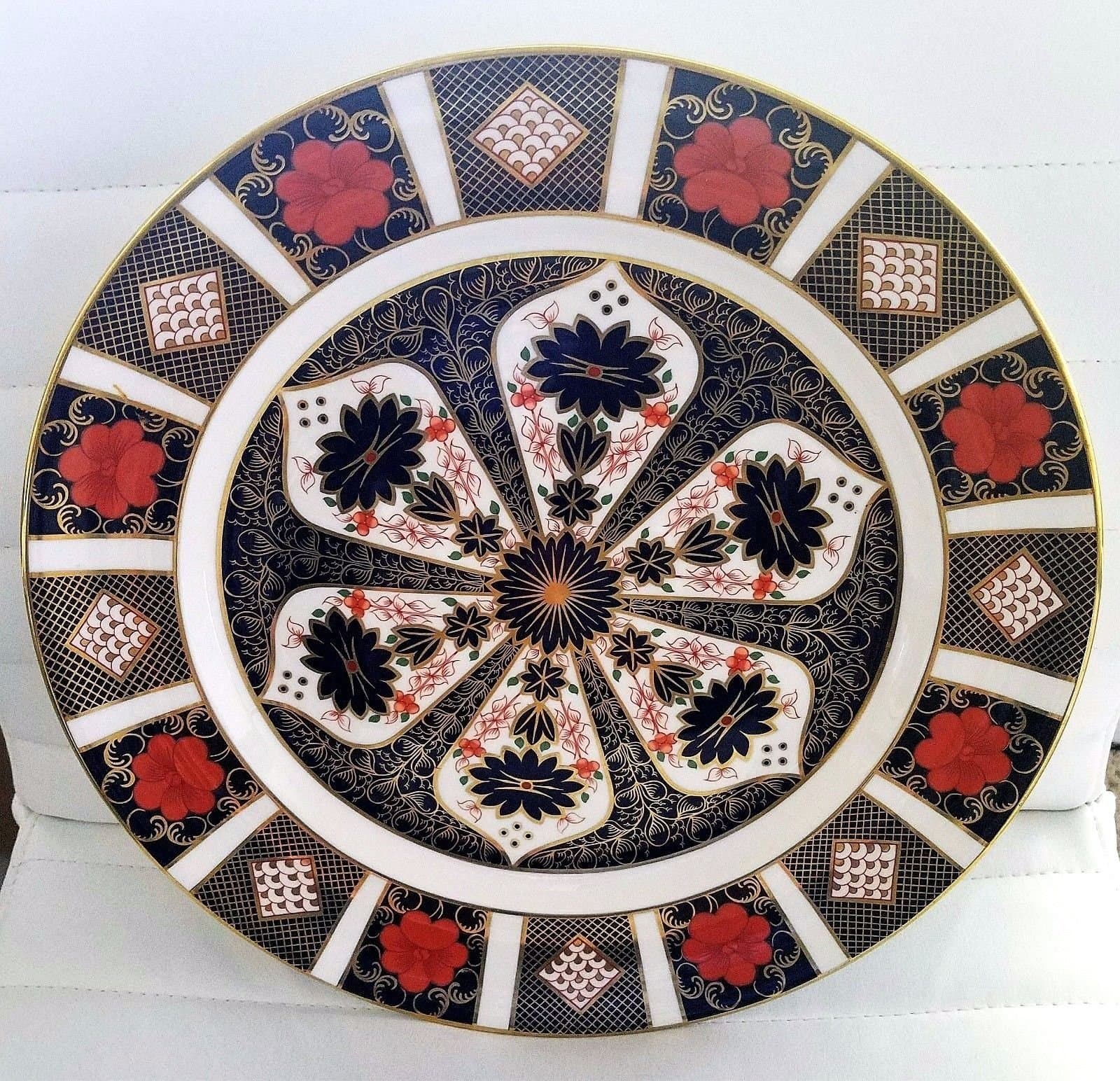 Old Imari Pattern 1128 10.5"plate