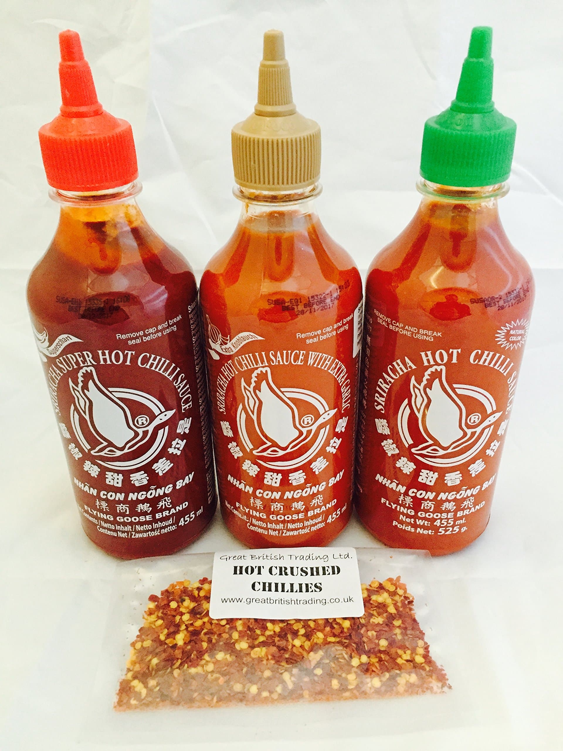 Sriracha Chilli Sauce 3 x 455ml Bottles with Extra Garlic, Original & Super Hot Sauces with Great British Trading Hot Crushed Chillies