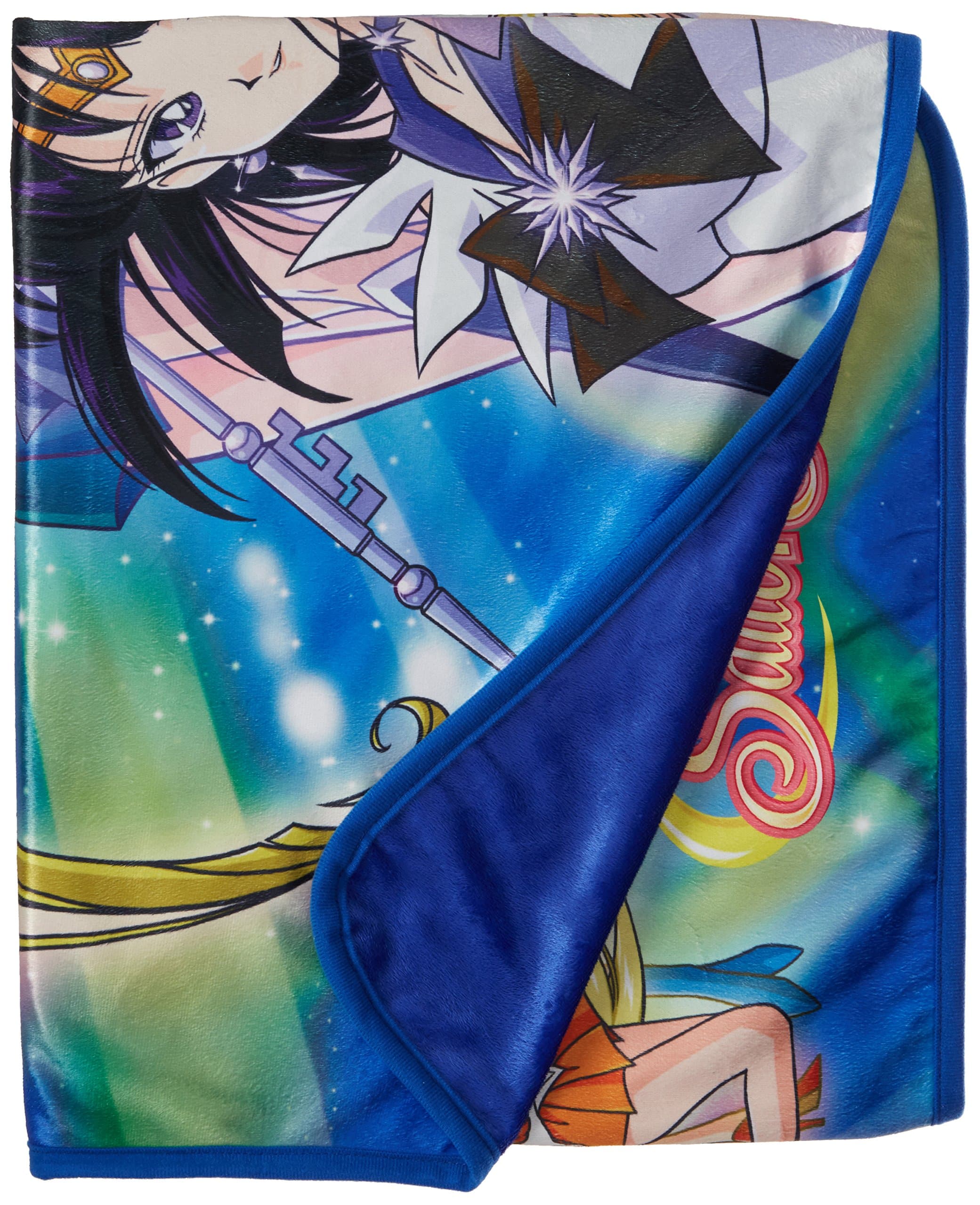 Great Eastern Entertainment Sailor Moon S Throw Blanket, Multicolor