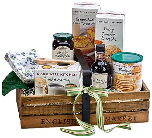 Hebert Candies COUNTRY BREAKFAST GATHERING BASKET