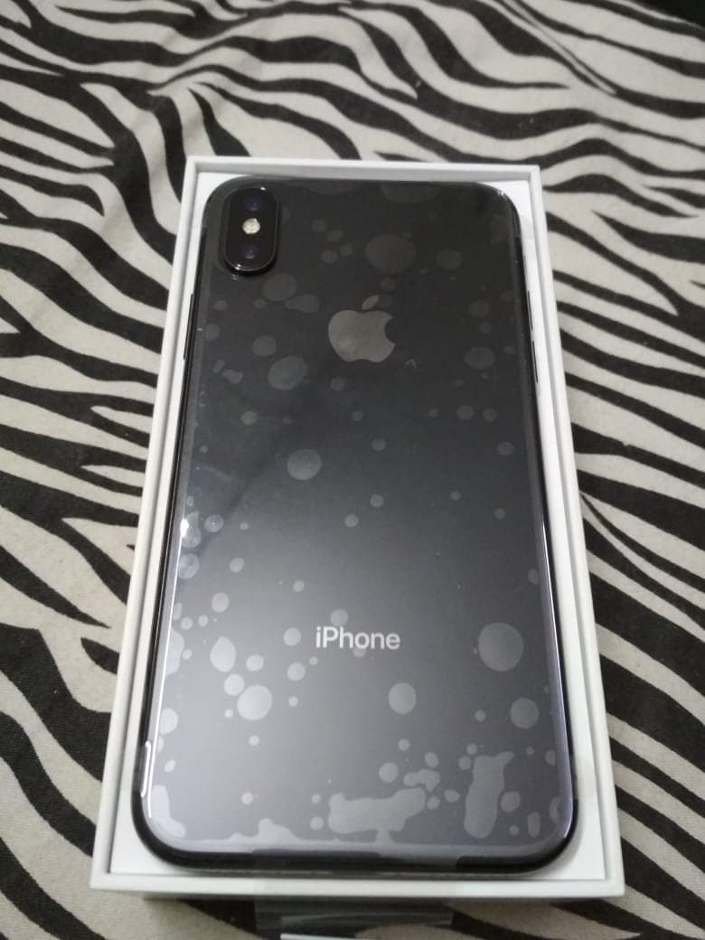Apple iPhone X (64GB) - Space Grey