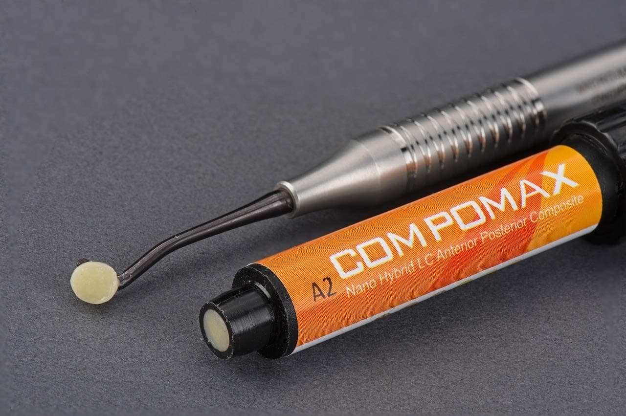 D-TECH Compomax Composite Syringe, 4 g (A-2)